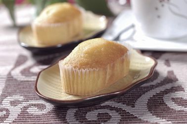 Smooth Taste Cake Emulsifier Powder Anti-Ageing For Bakery , Soft Texture