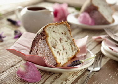 Food Sponge Instant Cake Emulsifier For Pastry Industry 10kg / Carton Cake Gel